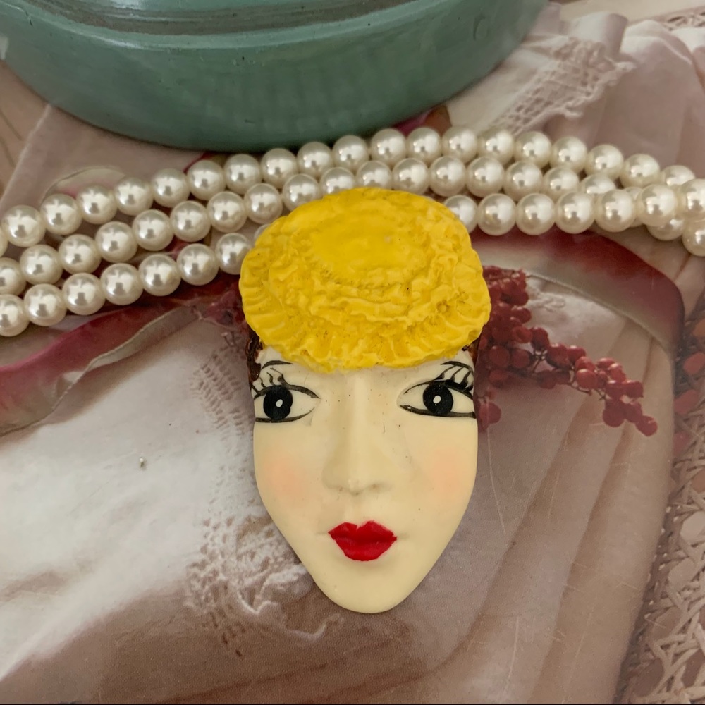 VINTAGE JEWELRY COLORFUL FACE BROOCH PIN - Picture 6 of 14
